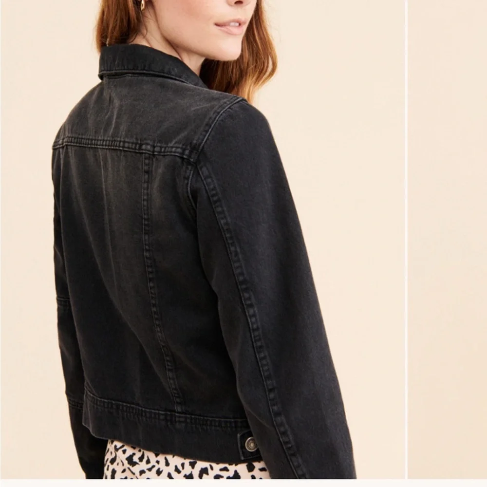 Free People Rumors Slim Fit Distressed Denim Jacket in Black Size Medium